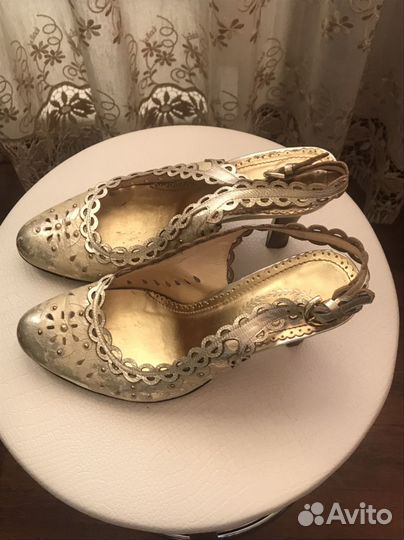 Босоножки женские