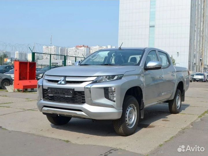 Mitsubishi L200 2.4 МТ, 2021