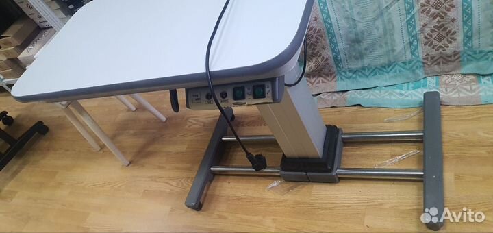 Стол офтальмологический