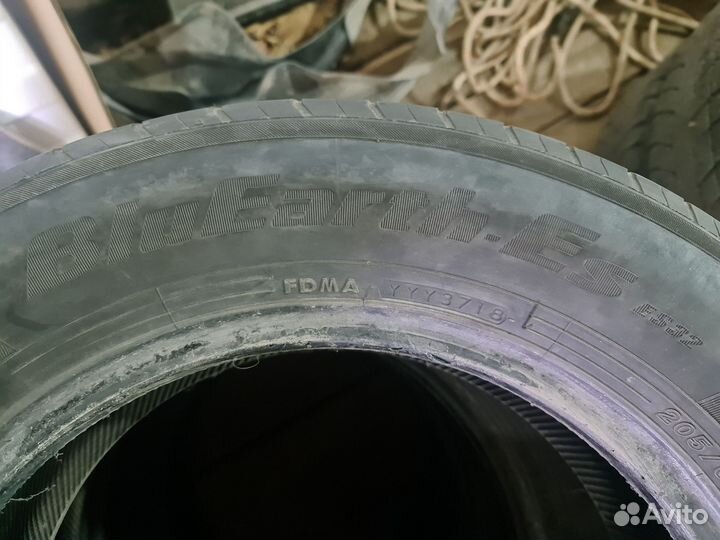 Yokohama BluEarth-ES ES32 205/65 R16 95H