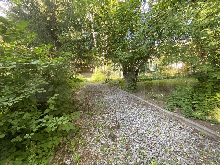 Дом 232,6 м² на участке 9 сот.