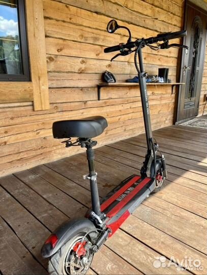 Продам электросамокат Koogo m4 pro