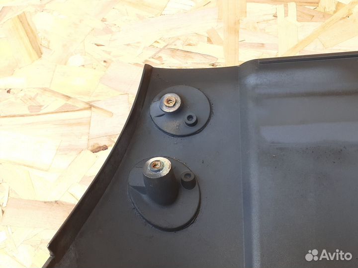 Спойлер крышки багажника BMW E53 X5 M57N 3.0d