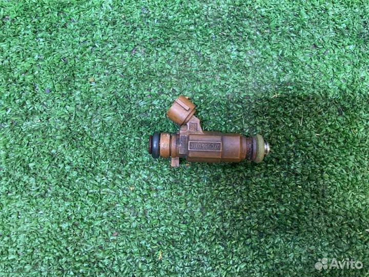 Форсунка инжекторная электрическая Audi A8 D3