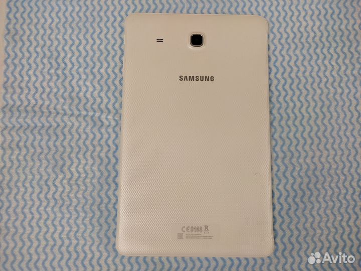 Планшет Samsung Galaxy Tab E (SM-T561) 9.6