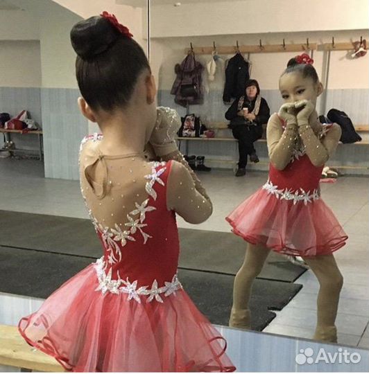 Костюм для фигурного катания 122