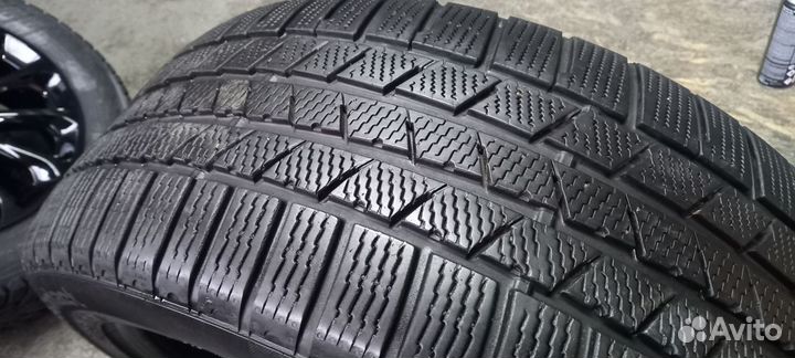 Continental ContiCrossContact Winter 275/45 R21 110V
