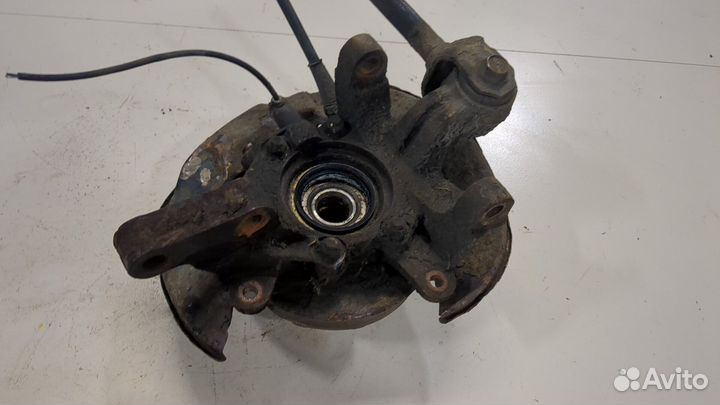 Ступица (кулак, цапфа) Lexus RX, 2001