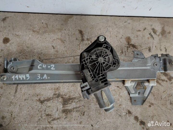 Стеклоподъемник электрический(с мотором) задний