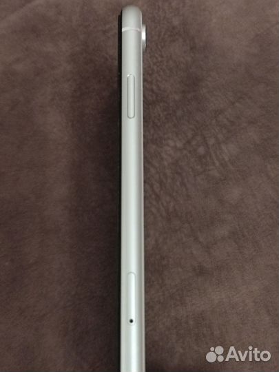 iPhone Xr, 128 ГБ
