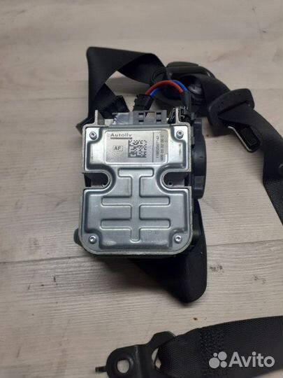 Ремень безопасности передний Mercedes E-Class W211