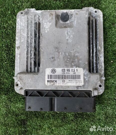 Блок управления двигателем Volkswagen Transporter