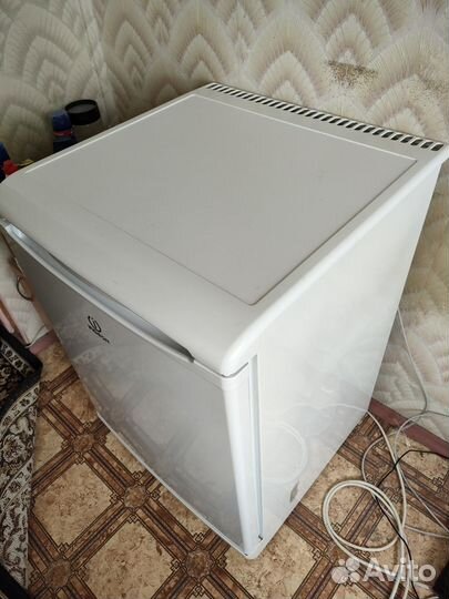 Продаю холодильник Indesit TT 85