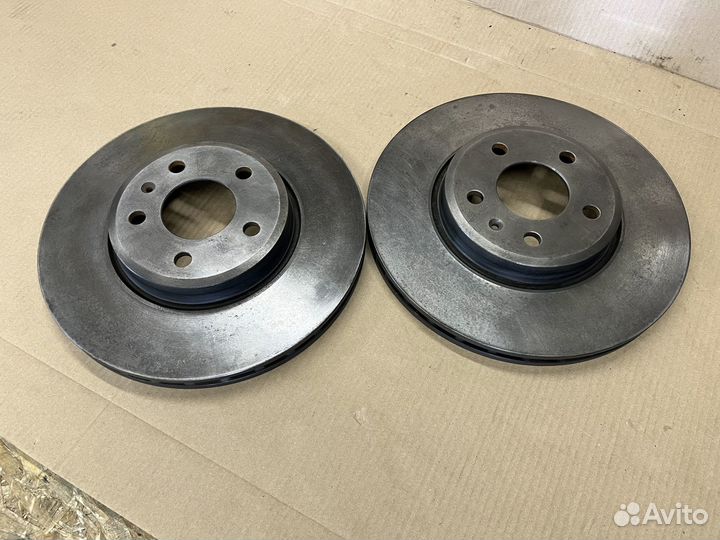 Диски тормозные передние оригинал Ауди А4 Б9 А5 8Т