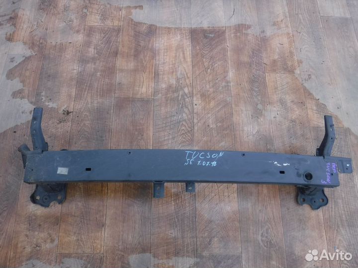 Усилитель переднего бампера hyundai Tucson 2016
