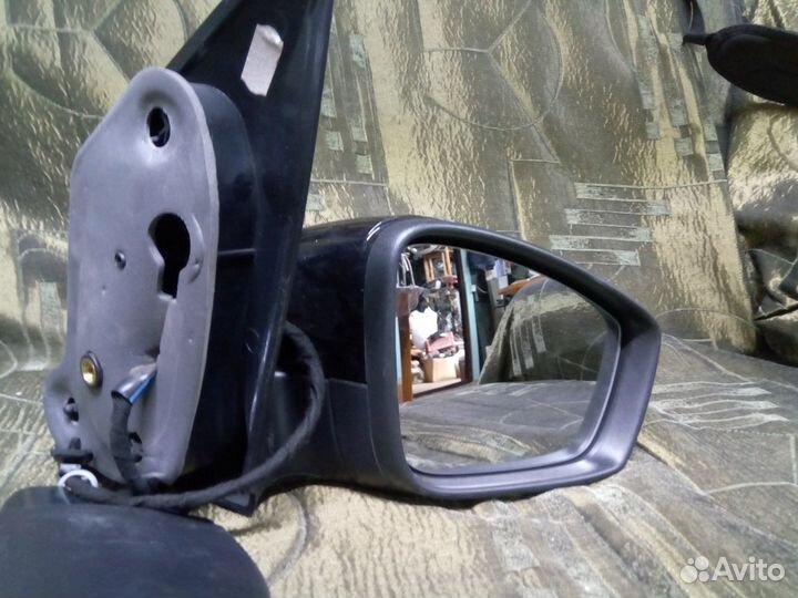 Зеркало правое электрическое для VW Polo седан