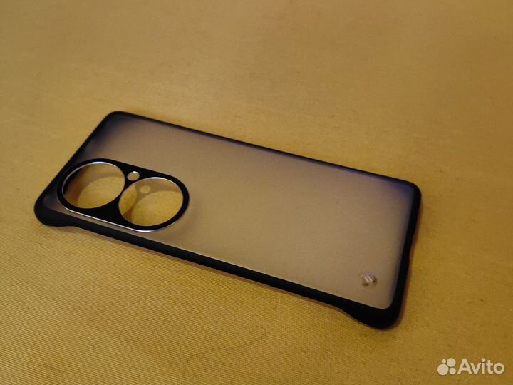 Чехлы на телефон Huawei 50, 50Pro