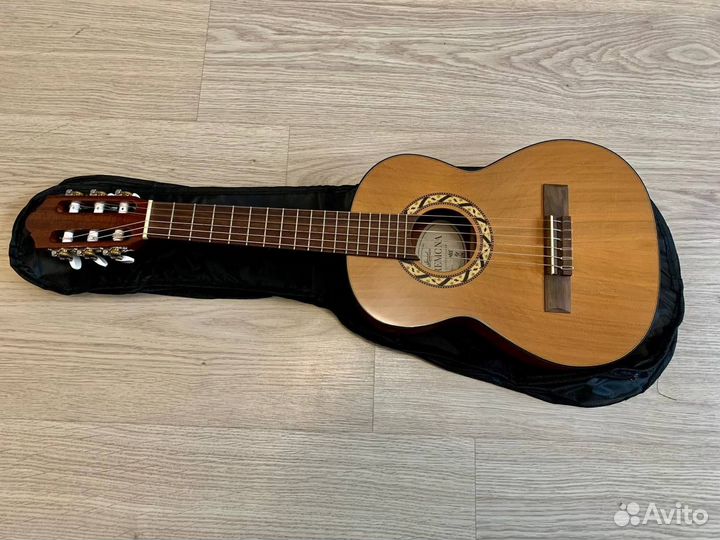 Гитара детская Cremona 1/8 как новая с чехлом