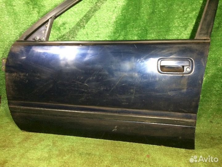 Дверь передняя левая Nissan Avenir W10 Синяя царап