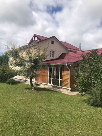 Дом 300 м² на участке 50 сот.