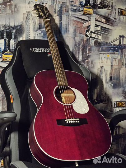 Акустическая гитара