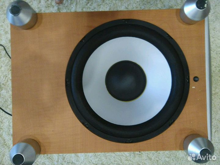 Сабвуфер Ultimate tr 150