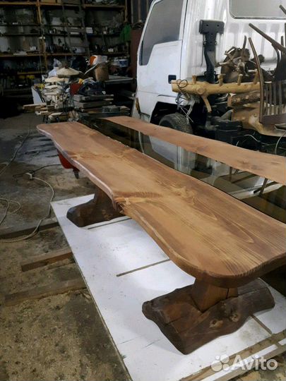 Стол из массива, стекло