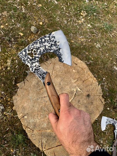 Топор кованый цельнометаллический