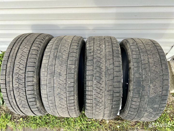 Triangle PL02 235/45 R18 98V