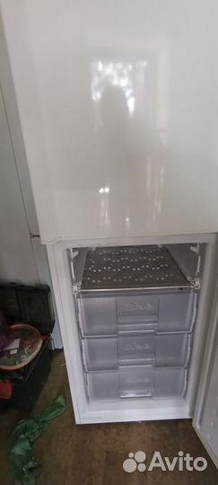 Холодильник beko