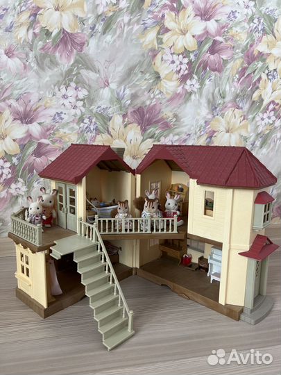 Sylvanian Families домик большой с фигурками