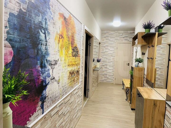 2-к. квартира, 70 м², 4/9 эт.