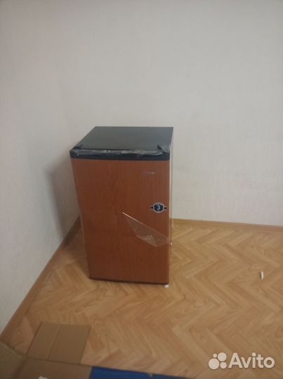 Минихолодильник бу Dexp