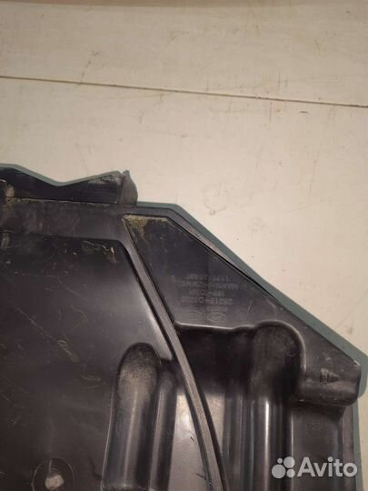 Воздухозаборник резонатор Kia Sportage 4 воздуховд