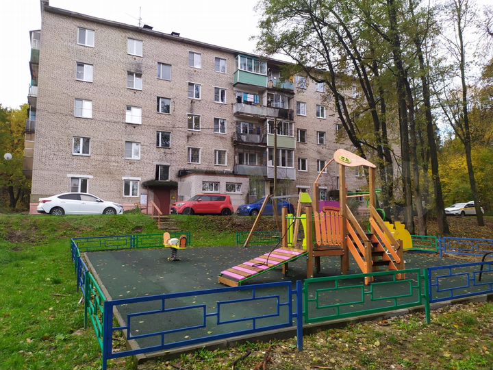 3-к. квартира, 54 м², 5/5 эт.