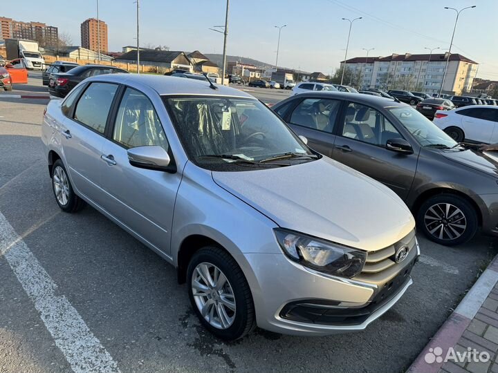 LADA Granta 1.6 МТ, 2024, 2 км