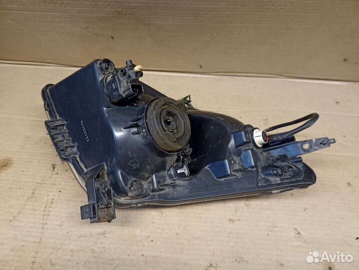 Фара правая Сузуки Свифт 2004-10г