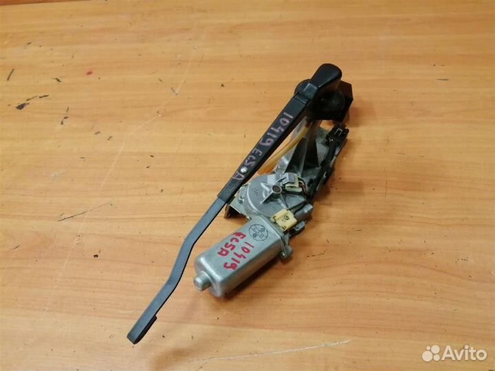 Моторчик стеклоочистителя задний Mitsubishi Galan