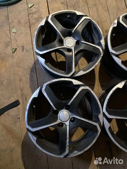 Диски на машину