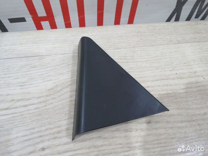 Накладка двери задняя Hyundai Solaris 2