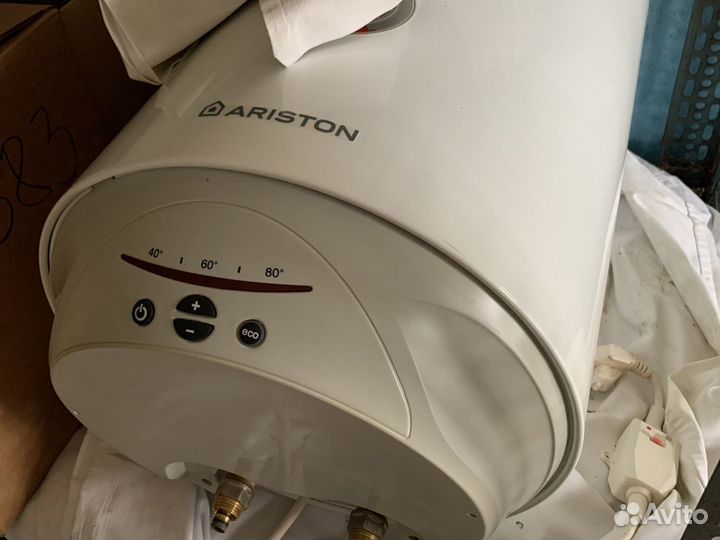 Водонагреватель ariston ABS PRO ECO 30 V slim