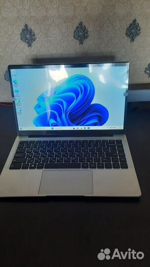 Ноутбук для учебы и работы