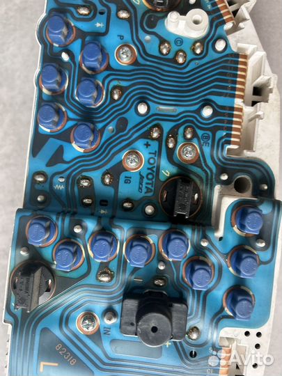 Панель приборов Toyota Corolla Levin