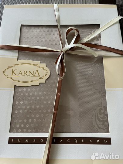 Скатерть жаккард новая