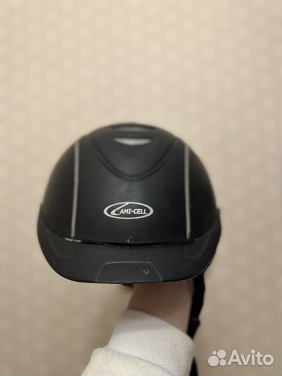 Шлем для конного спорта