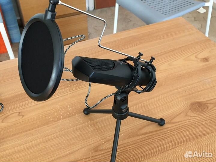 Игровой микрофон для компьютера Trust GXT