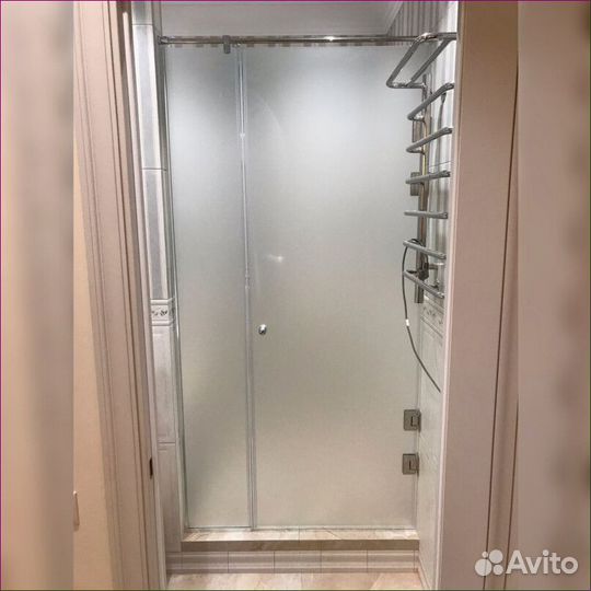 Душевая дверь в кабину нишу