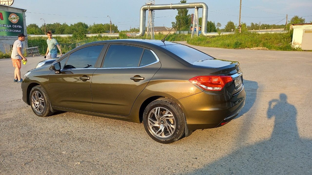 Citroen C4: фото владельца