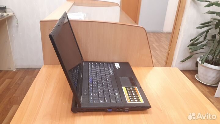 Ноутбук eMachines E642G