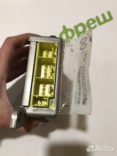 Блок управления Air Bag Nissan Tiida c11